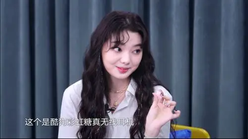 李紫婷我们的歌现场派糖黄凯芹连声称赞